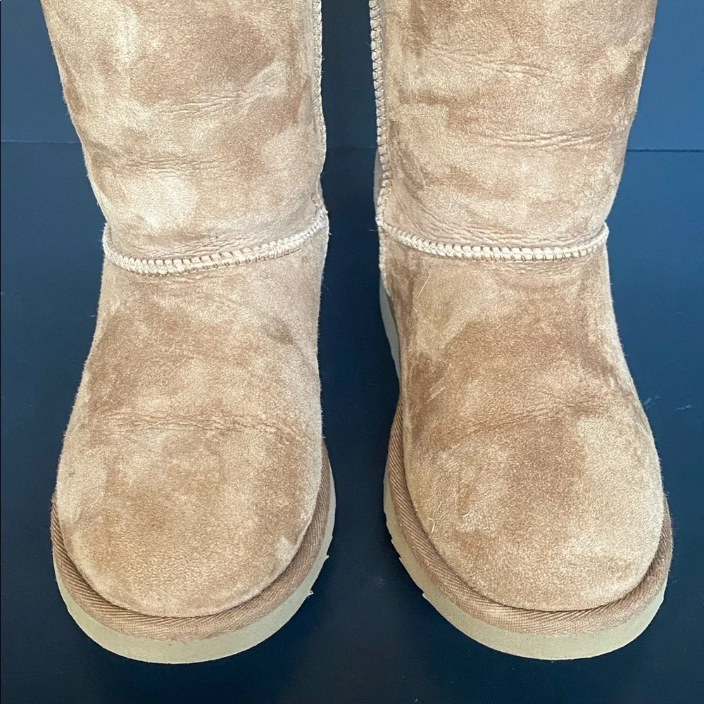 UGG like new